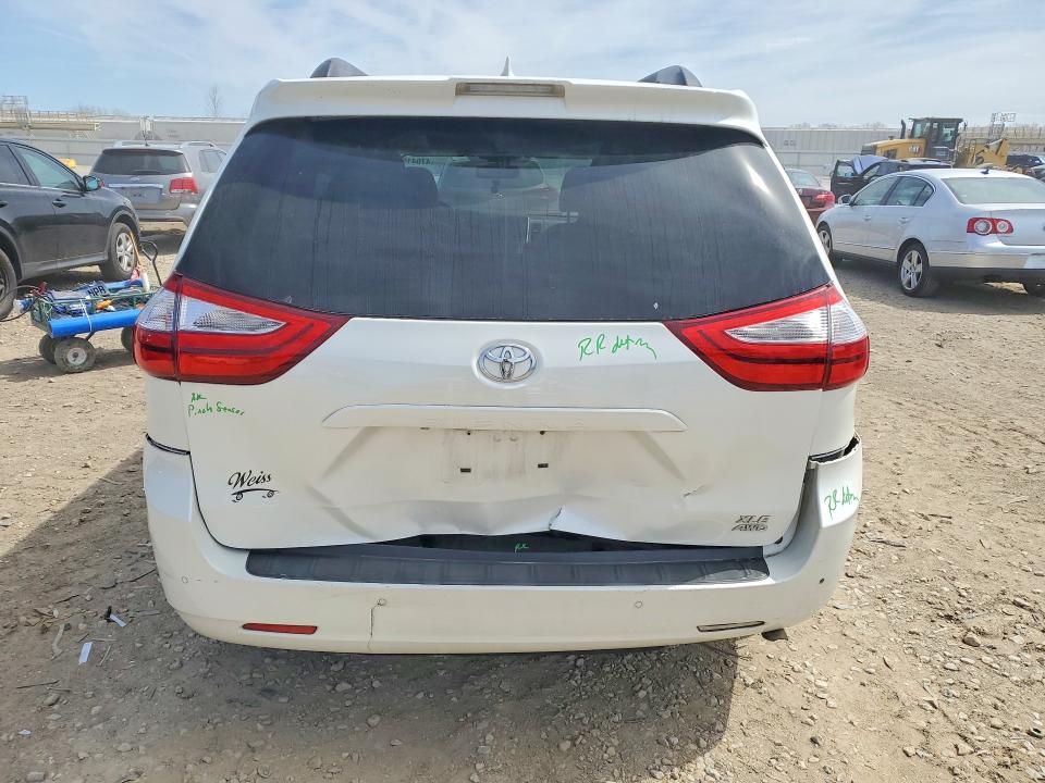 Продажа на аукционе авто 2018 Toyota Sienna, vin: 5TDDZ3DCXJS193625, номер лота: 47041996