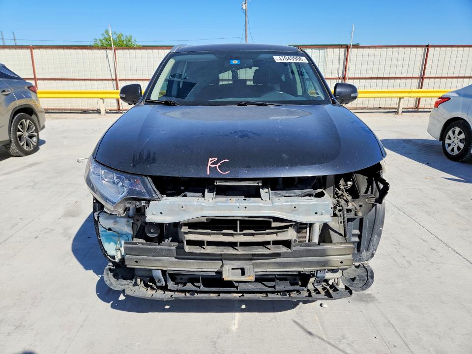 47043906 :رقم المزاد ، JA4AD3A3XJZ004857 vin ، 2018 Mitsubishi Outlander مزاد بيع