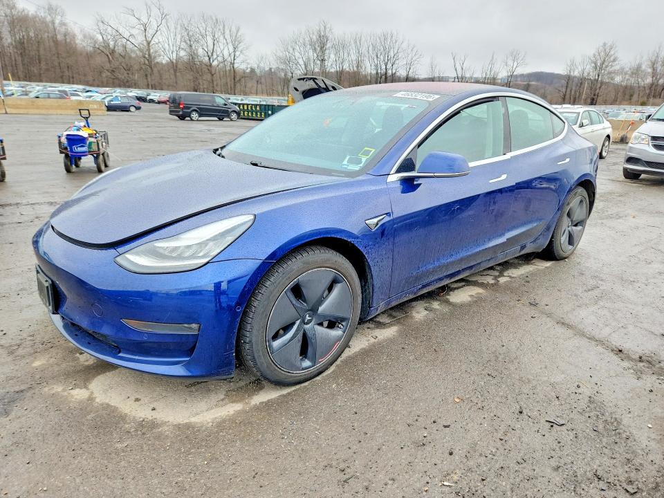 Auction sale of the 2018 Tesla Model 3, vin: 5YJ3E1EB7JF064912, lot number: 46832196