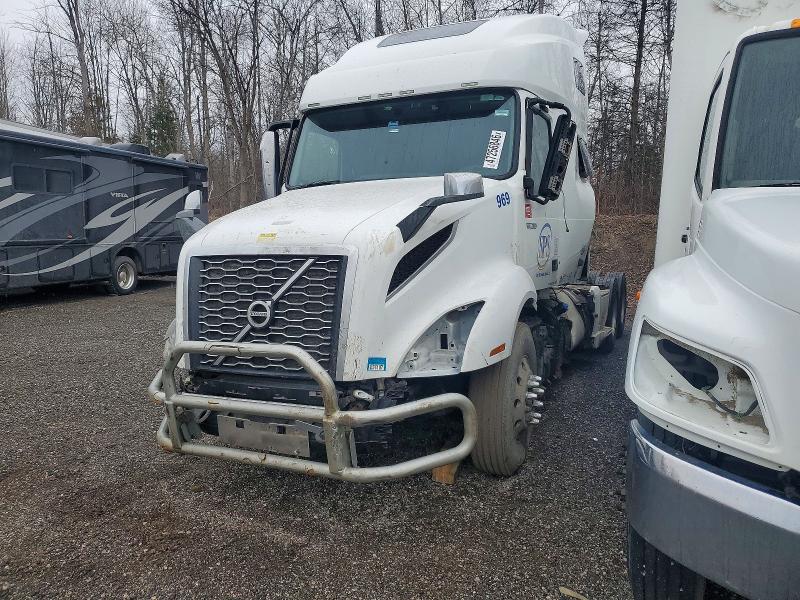 2020 Volvo Vn მანქანა იყიდება აუქციონზე, vin: 4V4NC9EH6LN242030, აუქციონის ნომერი: 47256846