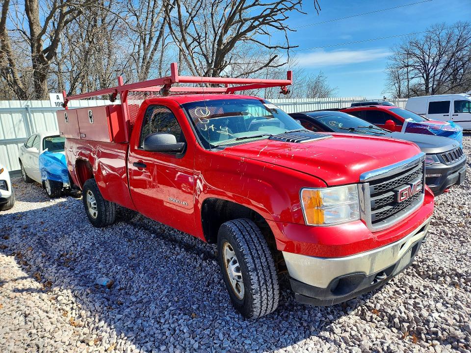 48139266 :رقم المزاد ، 1GT01ZCG4DF243839 vin ، 2013 Gmc Sierra مزاد بيع