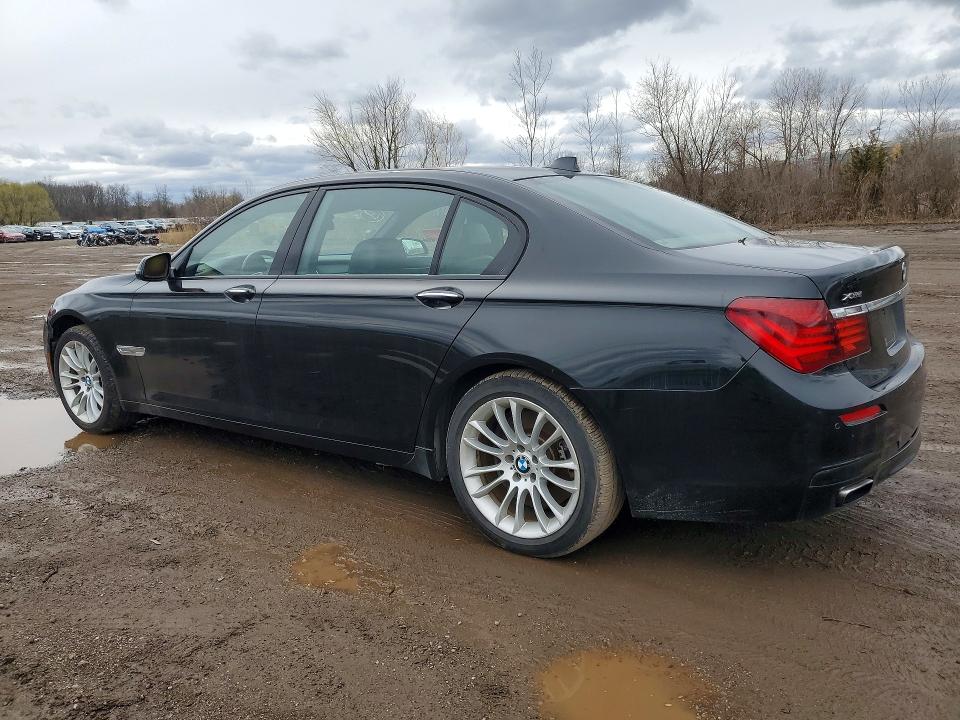 46485566 :رقم المزاد ، WBAYF8C58DD139800 vin ، 2013 Bmw 750 مزاد بيع