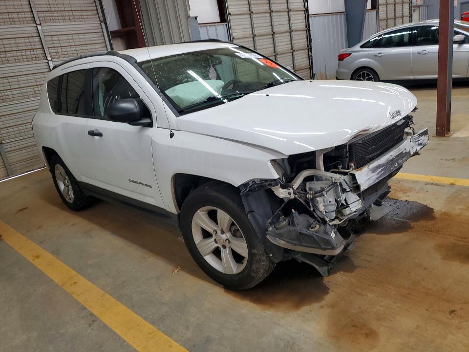 2016 Jeep Compass მანქანა იყიდება აუქციონზე, vin: 1C4NJDBB6GD650933, აუქციონის ნომერი: 47573906