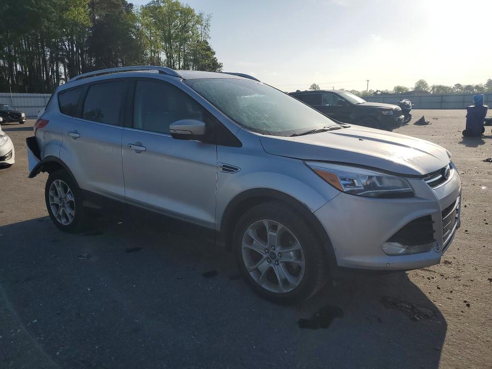 47833646 :رقم المزاد ، 1FMCU9J96GUA88652 vin ، 2016 Ford Escape مزاد بيع