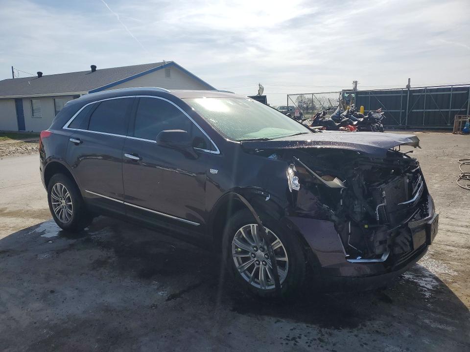 48322196 :رقم المزاد ، 1GYKNDRSXJZ182559 vin ، 2018 Cadillac Xt5 مزاد بيع