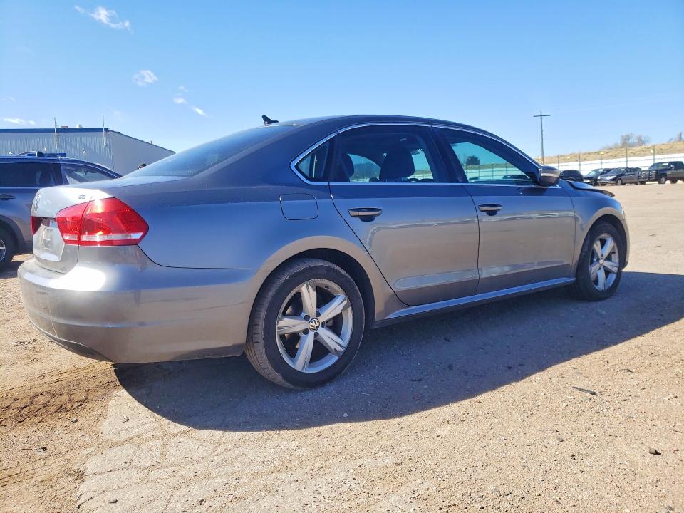 46232426 :رقم المزاد ، 1VWBP7A37DC008328 vin ، 2013 Volkswagen Passat مزاد بيع