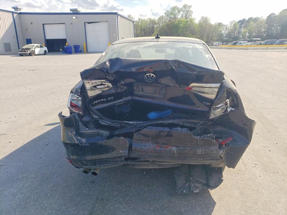 Продажа на аукционе авто 2015 Volkswagen Jetta, vin: 3VWD17AJ1FM202055, номер лота: 47170296