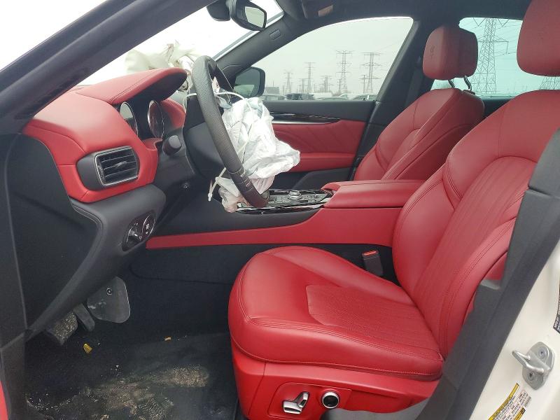 Продажа на аукционе авто 2023 Maserati Levante, vin: ZN661XUA4PX422212, номер лота: 45825616