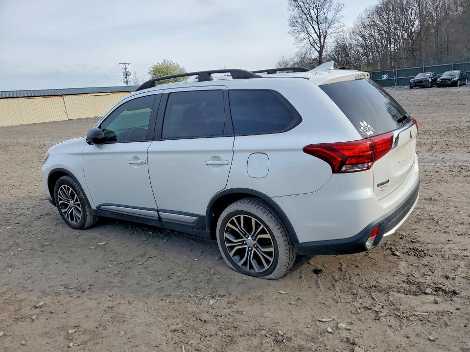 Продаж на аукціоні авто 2017 Mitsubishi Outlander, vin: JA4AZ2A33HZ038645, номер лоту: 45696496
