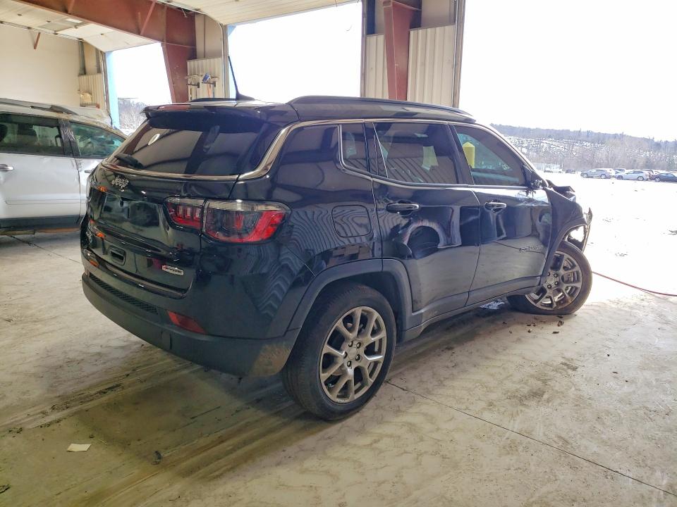 47897436 :رقم المزاد ، 3C4NJDFN6RT130068 vin ، 2024 Jeep Compass مزاد بيع