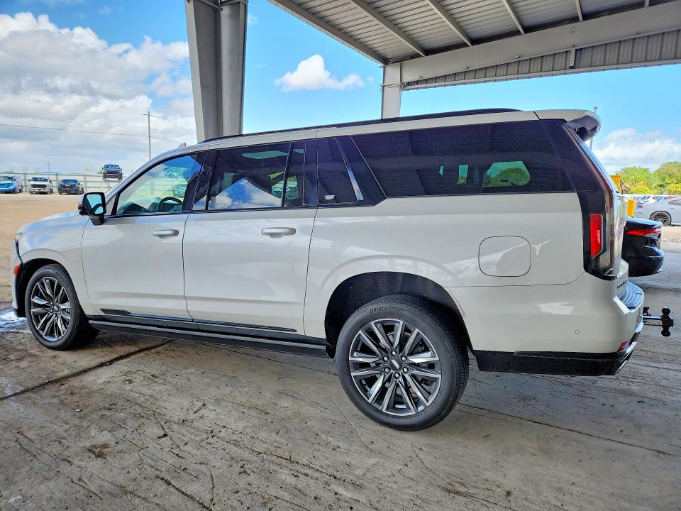 2021 Cadillac Escalade მანქანა იყიდება აუქციონზე, vin: 1GYS3PKL7MR347711, აუქციონის ნომერი: 47161926
