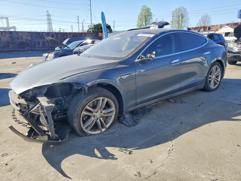 Aukcja sprzedaży 2013 Tesla Model S, vin: 5YJSA1CN9DFP15689, numer aukcji: 41997246