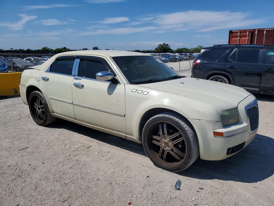 Продажа на аукционе авто 2005 Chrysler 300, vin: 2C3JA53G45H664445, номер лота: 47631076