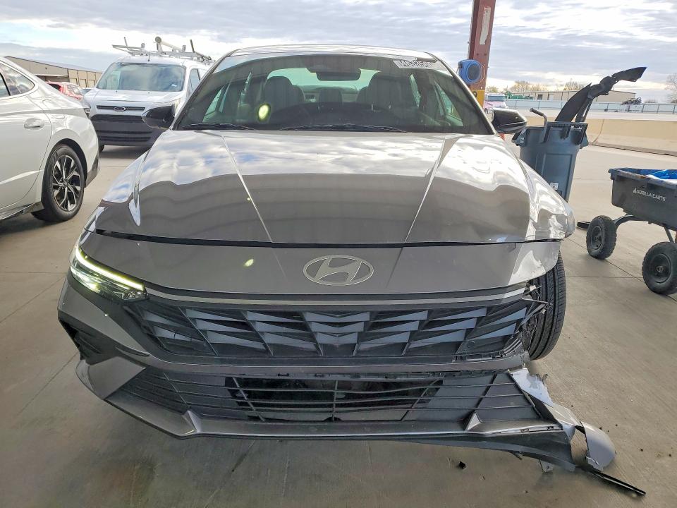 2026 Hyundai Elantra მანქანა იყიდება აუქციონზე, vin: KMHLM4DG6TU122600, აუქციონის ნომერი: 46335606