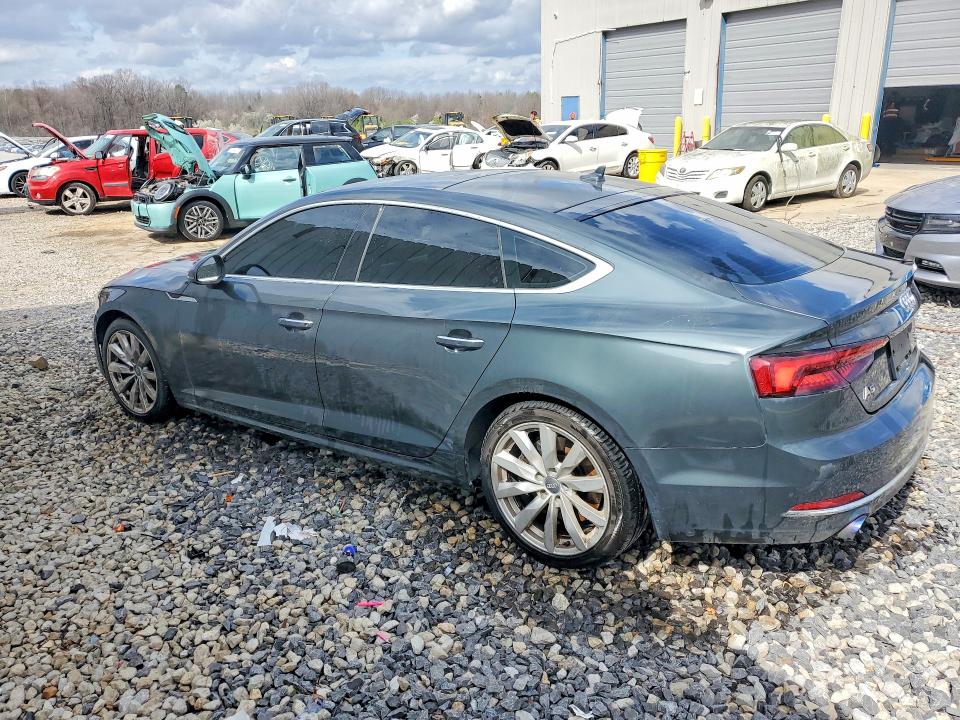 79461005 :رقم المزاد ، WAUBNCF54JA036068 vin ، 2018 Audi A5 مزاد بيع