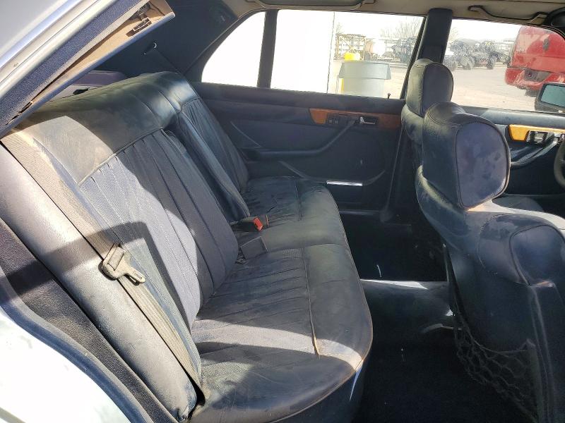 Auction sale of the 1983 Mercedes Benz 380, vin: WDBCA33A6DB045551, lot number: 46434756