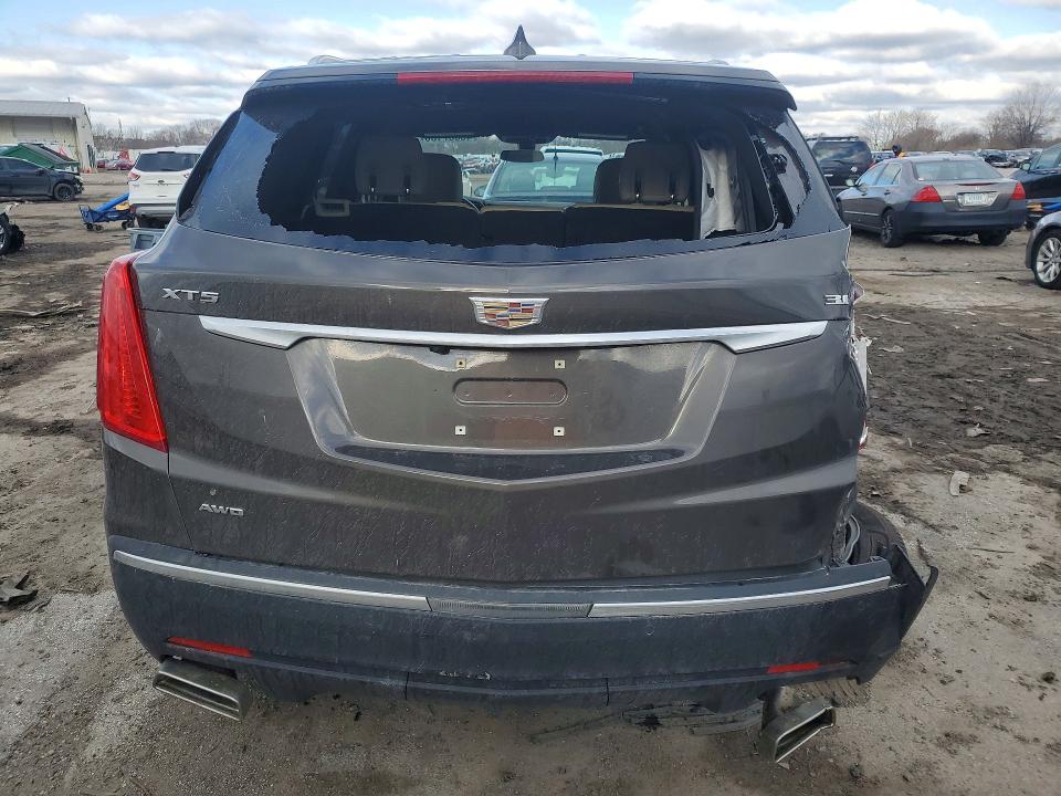 46887136 :رقم المزاد ، 1GYKNBRS9KZ178993 vin ، 2019 Cadillac Xt5 مزاد بيع