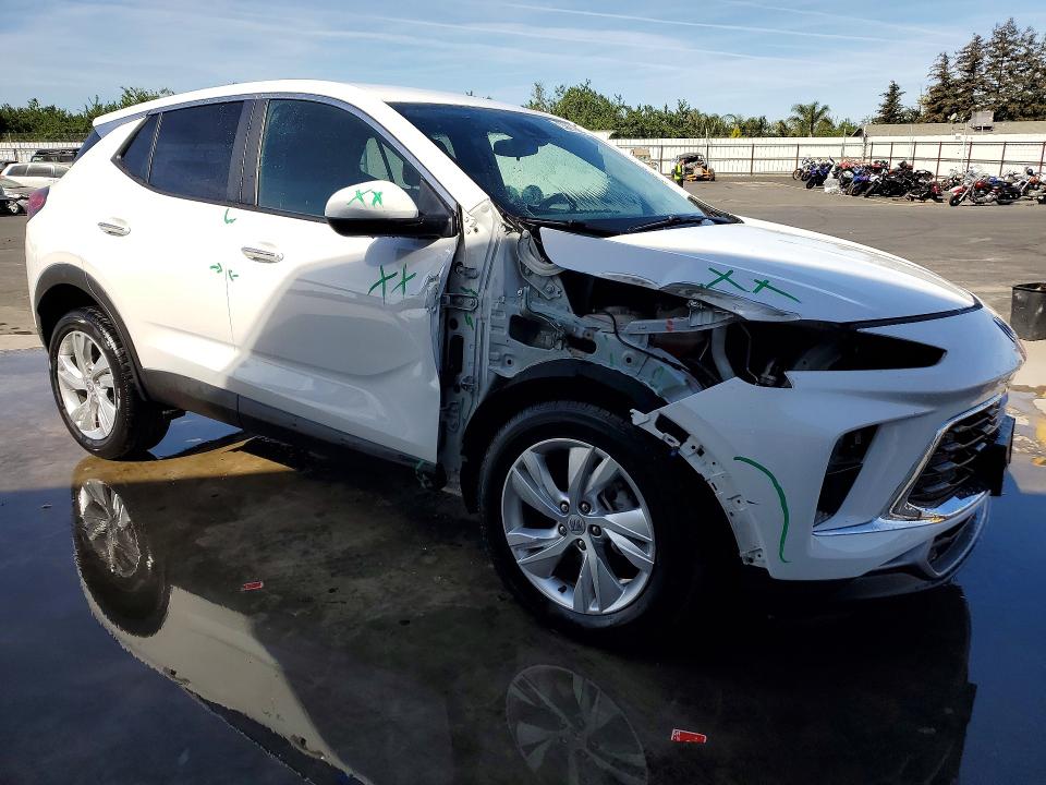 47800146 :رقم المزاد ، KL4AMBSL2SB183897 vin ، 2025 Buick Encore Gx مزاد بيع