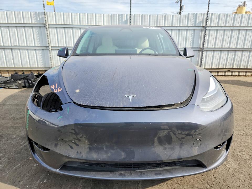 47764176 :رقم المزاد ، 7SAYGDED0PF970768 vin ، 2023 Tesla Model Y مزاد بيع
