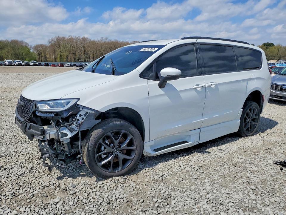 Продажа на аукционе авто 2023 Chrysler Pacifica, vin: 2C4RC1BG1PR538284, номер лота: 48070366
