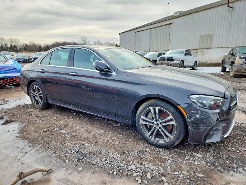 Продажа на аукционе авто 2022 Mercedes-benz E, vin: W1KZF8EB5NB010152, номер лота: 79078635