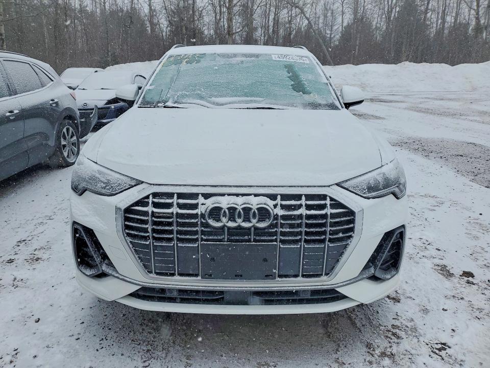 45928306 :رقم المزاد ، WA1DECF30S1033626 vin ، 2025 Audi Q3 مزاد بيع