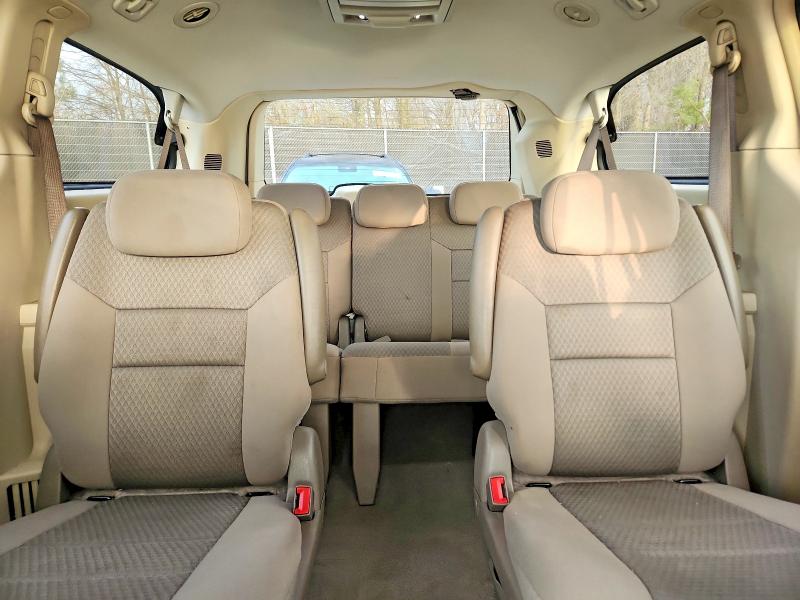 46673726 :رقم المزاد ، 2A4RR5D1XAR494852 vin ، 2010 Chrysler Town & Country مزاد بيع