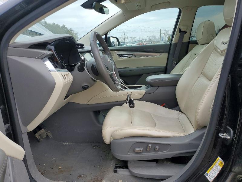47563896 :رقم المزاد ، 1GYKNBRS0HZ101020 vin ، 2017 Cadillac Xt5 مزاد بيع