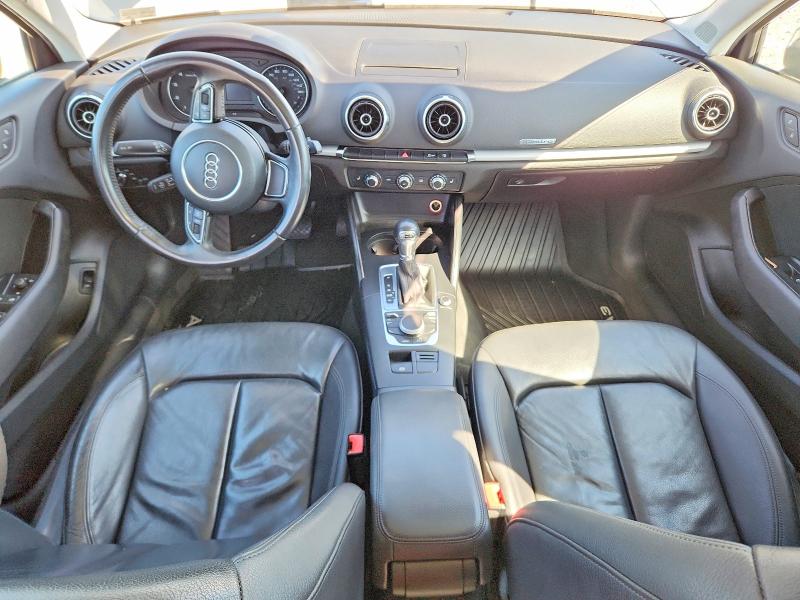 46690486 :رقم المزاد ، WAUBFGFF4F1001891 vin ، 2015 Audi A3 مزاد بيع
