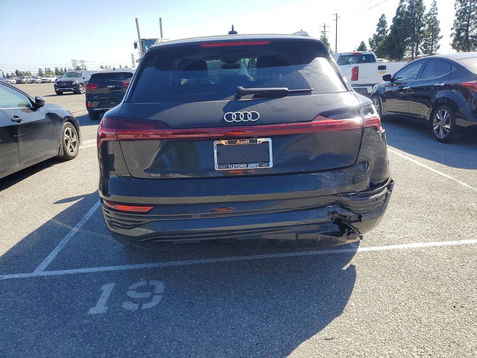 2024 Audi Q8 E-tron მანქანა იყიდება აუქციონზე, vin: WA15AAGEXRB008340, აუქციონის ნომერი: 41978676
