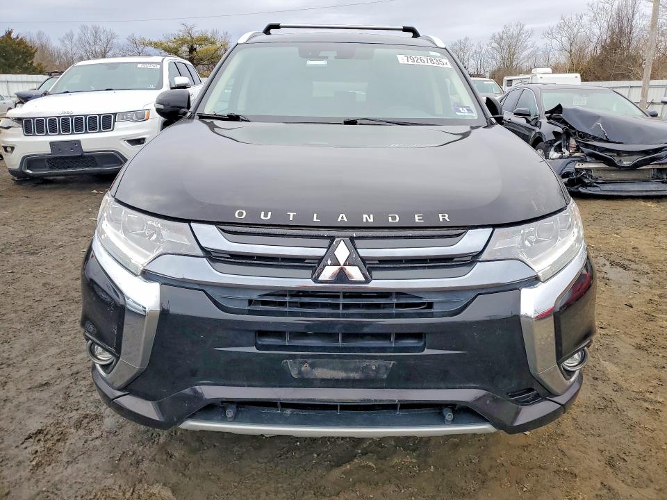 Продаж на аукціоні авто 2018 Mitsubishi Outlander, vin: JA4J24A55JZ057379, номер лоту: 79267835