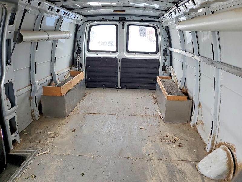 74196575 :رقم المزاد ، 1GCHG39U161235760 vin ، 2006 Chev Express G3500 مزاد بيع