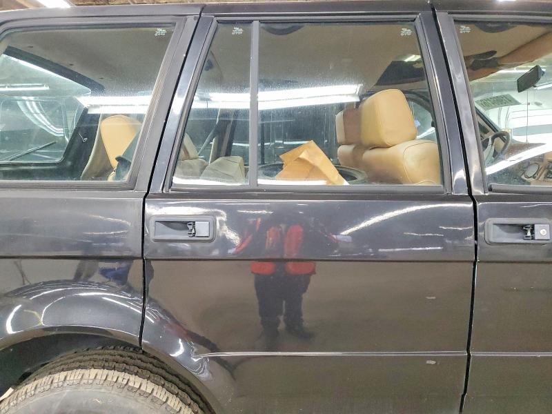 41966416 :رقم المزاد ، 4BWVF50F7LP001005 vin ، 1990 Laforza Laforza مزاد بيع