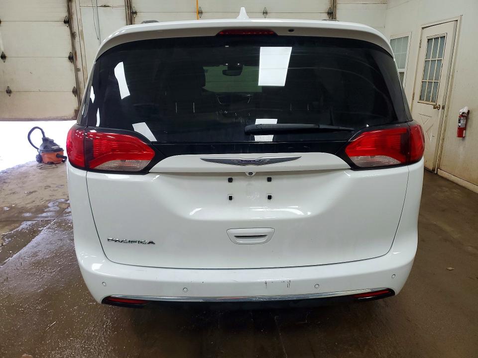 47411136 :رقم المزاد ، 2C4RC1EG5LR142736 vin ، 2020 Chrysler Pacifica مزاد بيع