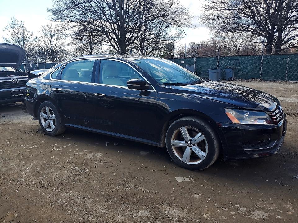 2013 Volkswagen Passat მანქანა იყიდება აუქციონზე, vin: 1VWBP7A39DC006287, აუქციონის ნომერი: 46916566