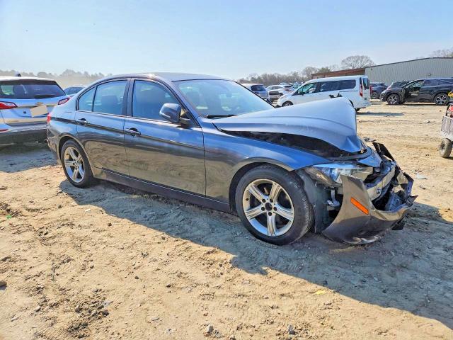 2014 Bmw 328 მანქანა იყიდება აუქციონზე, vin: WBA3B5C51EP652732, აუქციონის ნომერი: 49736146