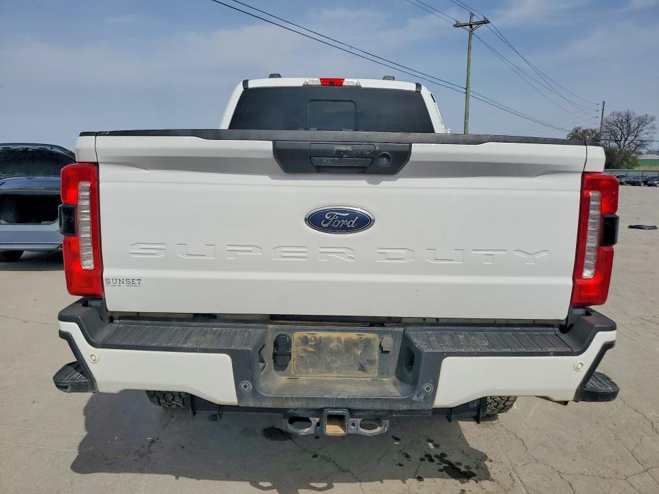 2024 Ford F350 მანქანა იყიდება აუქციონზე, vin: 1FT8W3BN2REC97834, აუქციონის ნომერი: 46014716