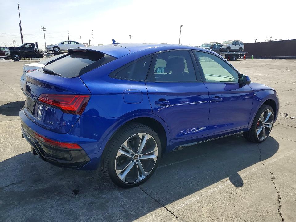 41800576 :رقم المزاد ، WA15AAFYXR2138436 vin ، 2024 Audi Q5 مزاد بيع