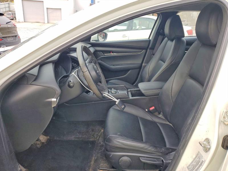 46153996 :رقم المزاد ، JM1BPACL1L1171886 vin ، 2020 Mazda 3 مزاد بيع