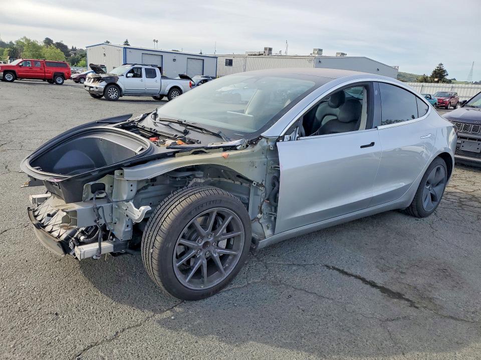 Aukcja sprzedaży 2018 Tesla Model 3, vin: 5YJ3E1EA2JF060726, numer aukcji: 47986496
