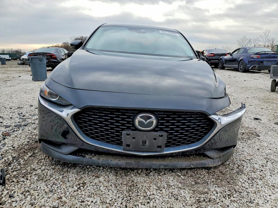 2021 Mazda 3 მანქანა იყიდება აუქციონზე, vin: JM1BPABL7M1322572, აუქციონის ნომერი: 46416906