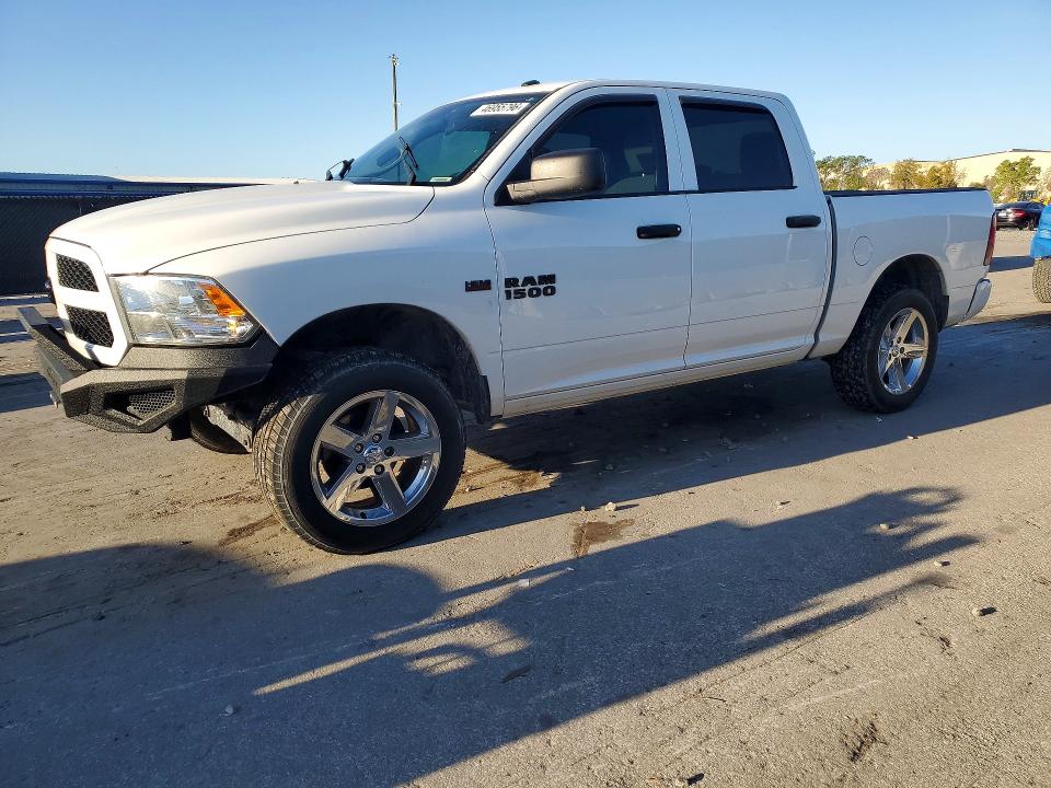 Продаж на аукціоні авто 2017 Ram 1500, vin: 3C6RR7KT5HG787698, номер лоту: 46955796