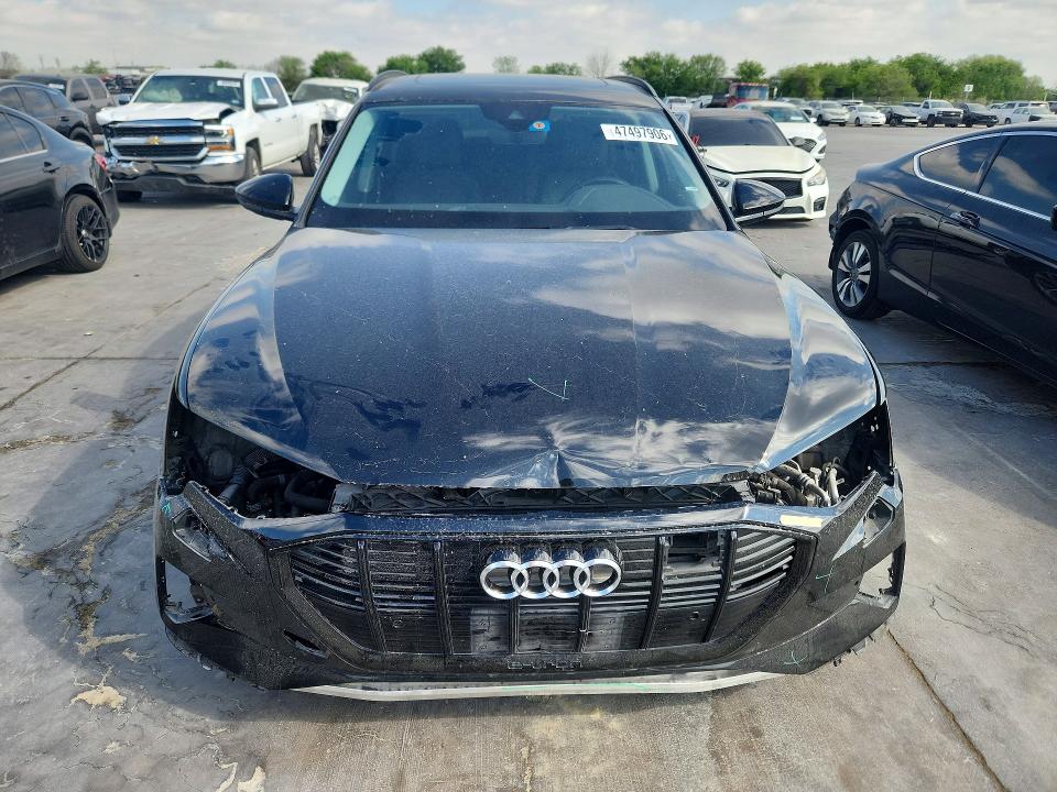 47497906 :رقم المزاد ، WA1AAAGE6MB003157 vin ، 2021 Audi E-tron مزاد بيع