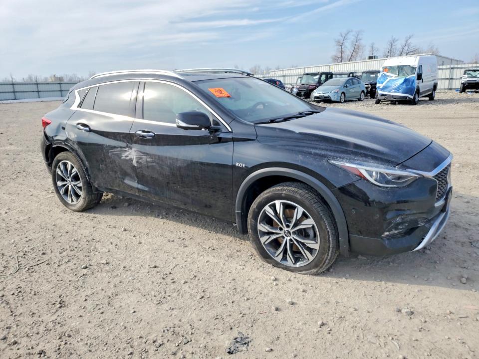 47218256 :رقم المزاد ، SJKCH5CR7JA005539 vin ، 2018 Infiniti Qx30 مزاد بيع