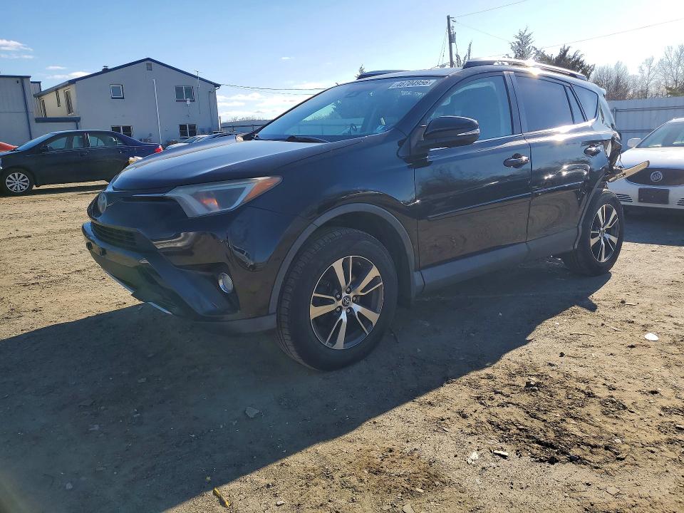 Продаж на аукціоні авто 2017 Toyota Rav4, vin: 2T3RFREV2HW641074, номер лоту: 46704956