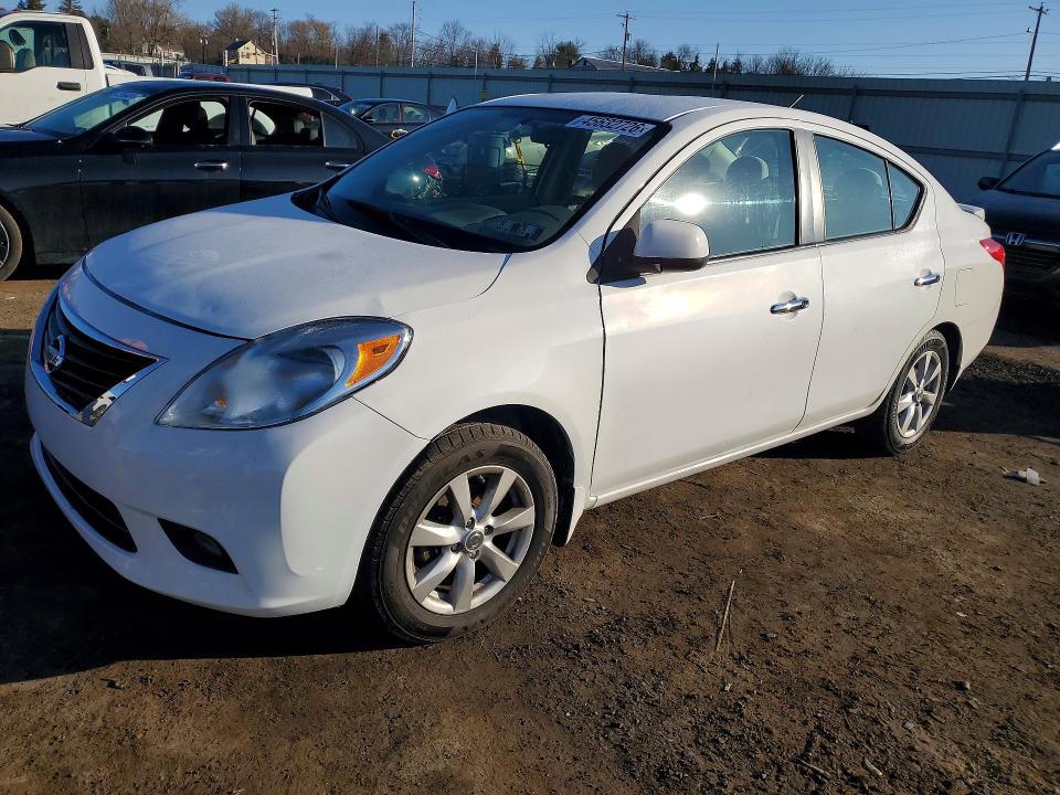 Продаж на аукціоні авто 2013 Nissan Versa, vin: 3N1CN7AP7DL818985, номер лоту: 45632726