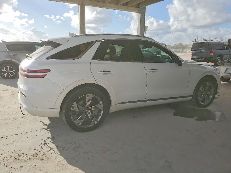 79918575 :رقم المزاد ، 5NMMCET15SH005210 vin ، 2025 Genesis Electrified Gv70 مزاد بيع