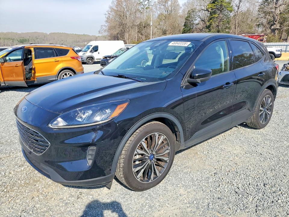 2022 Ford Escape მანქანა იყიდება აუქციონზე, vin: 1FMCU0G67NUB95991, აუქციონის ნომერი: 46840336