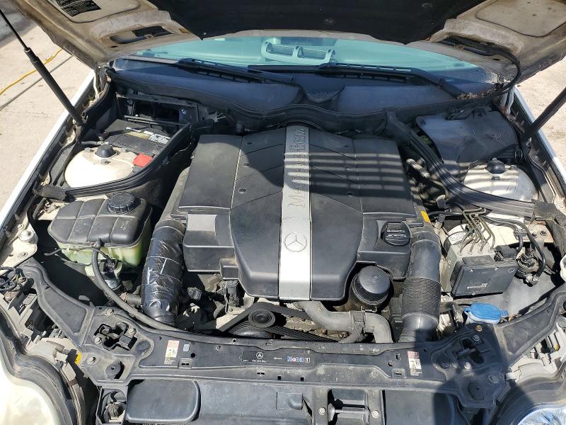 47206116 :رقم المزاد ، WDBRF84J64F457033 vin ، 2004 Mercedes-benz C مزاد بيع