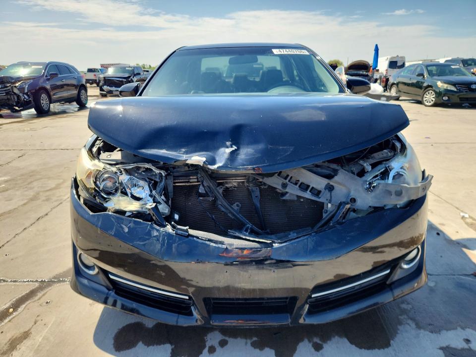 47440706 :رقم المزاد ، 4T1BF1FK3CU032276 vin ، 2012 Toyota Camry مزاد بيع